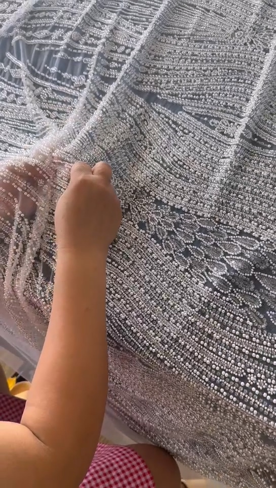 {"default":"Sita Lace, Lace Fabric, Feature Fabric, Tulle Fabric, Beaded Fabric, Sequined Fabric, Embroidery Fabric, Wedding Dress, Bridal Gown, Bridal Veil, Beads, Sequins,"}