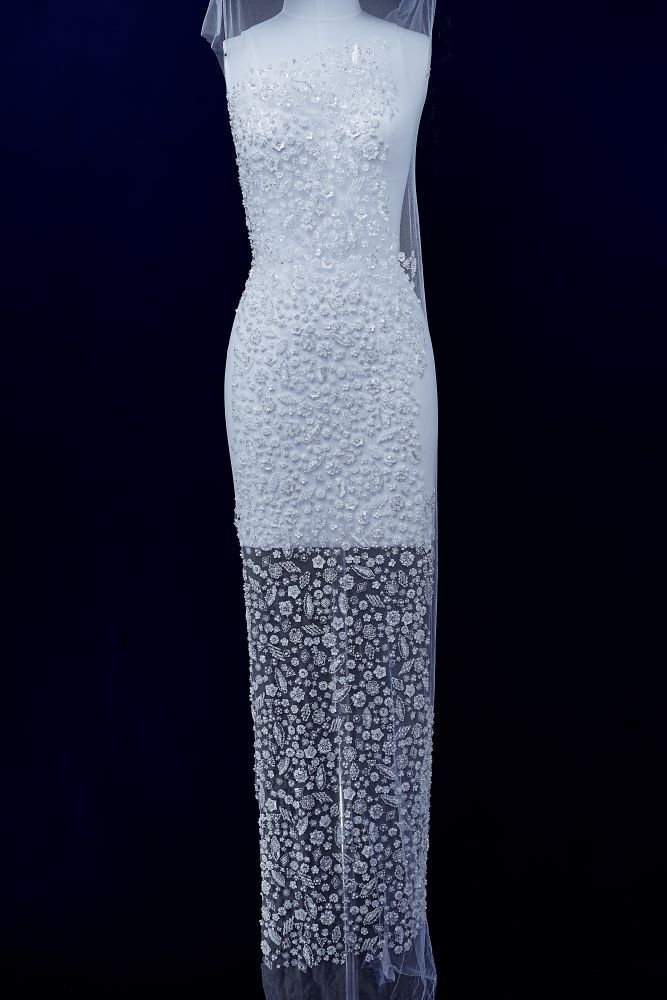 Luxury Embroidered 3D Floral Tulle Fabric Stunning 3D Petal Fabric With Crystal Pearl Sparkling Sequin Wedding Dress Wedding Dress