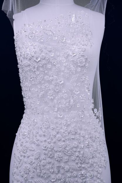 Luxury Embroidered 3D Floral Tulle Fabric Stunning 3D Petal Fabric With Crystal Pearl Sparkling Sequin Wedding Dress Wedding Dress