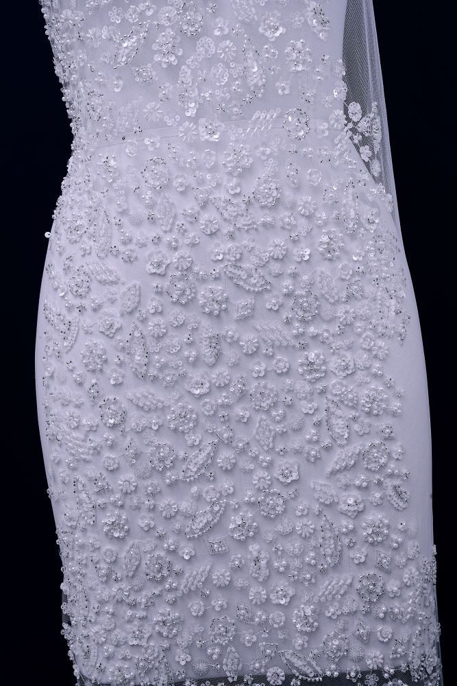 Luxury Embroidered 3D Floral Tulle Fabric Stunning 3D Petal Fabric With Crystal Pearl Sparkling Sequin Wedding Dress Wedding Dress