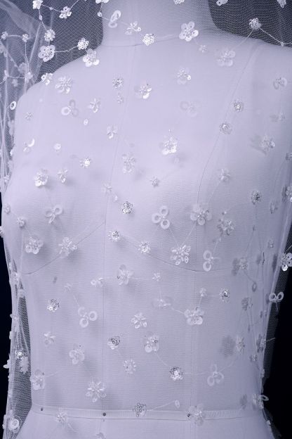 Luxury Embroidered 3D Floral Tulle Fabric Stunning 3D Petal Fabric With Crystal Pearl Sparkling Sequin Wedding Dress