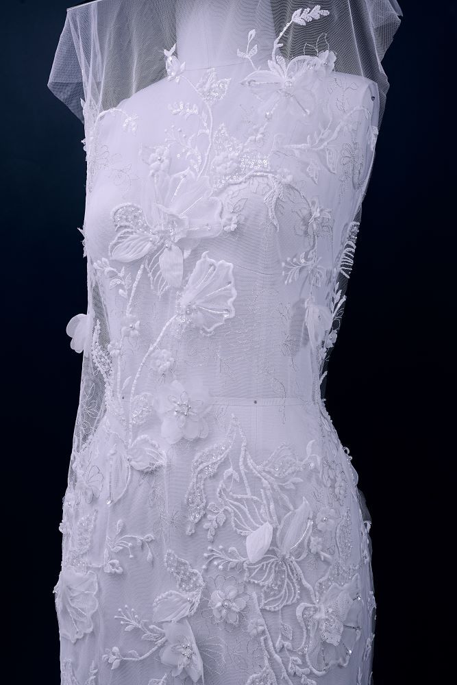 Luxury Embroidery 3D Flower Tulle Fabric Dazzling 3D Flower Petal Fabric Inlaid Crystal Pearls Sparkling Sequins Wedding Dresses