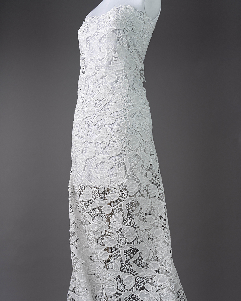 Sita Lace, sitalace, Lace Fabric, Feature Fabric, Tulle Fabric, Beaded Fabric, Sequined Fabric, Embroidery Fabric, Wedding Dress, Bridal Gown, Bridal Veil, Beads, Sequins, Feather Fabrics, Feather, 3D Flowers, Floral, Blossom Flowers, Flower Petal,