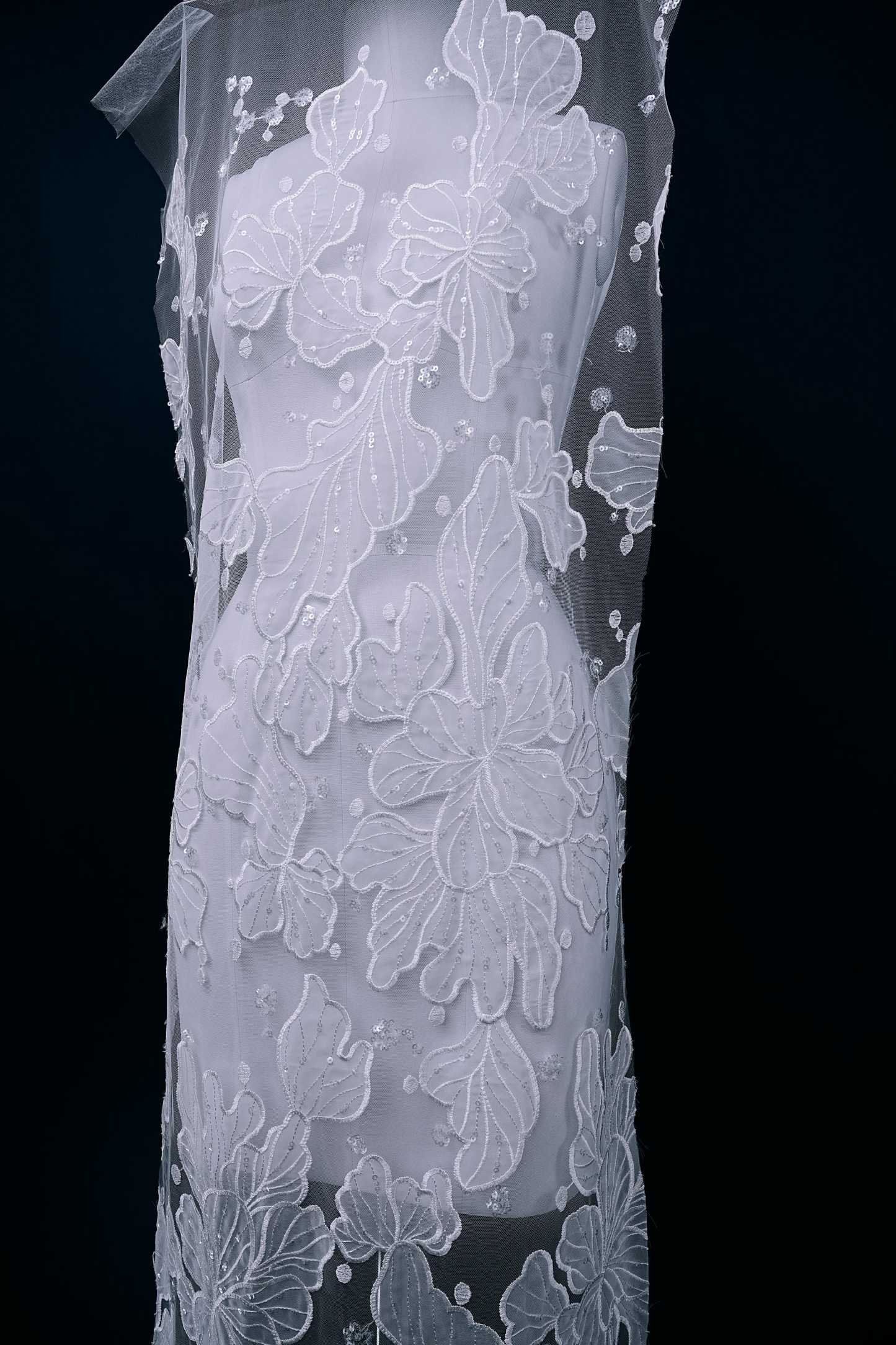 Sequined Embroidery Floral Lace Fabric Sequined Tulle Fabric Exquisite Floral Pattern Bridal Dress