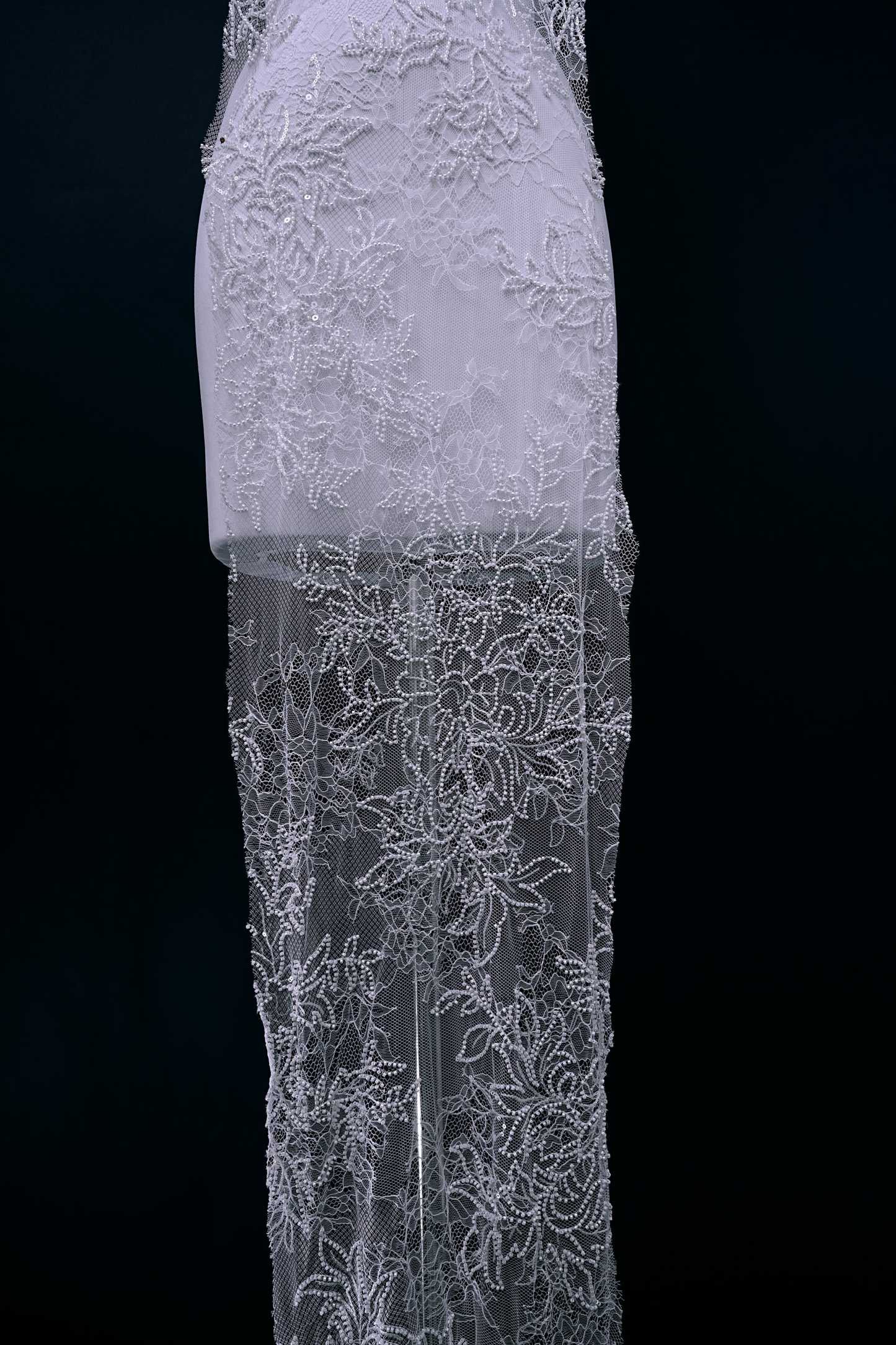 Beaded Floral Lace Fabric White Pearls Sequins Tulle Mesh Fabric Exquisite Embroidery Floral Pattern Wedding Dress