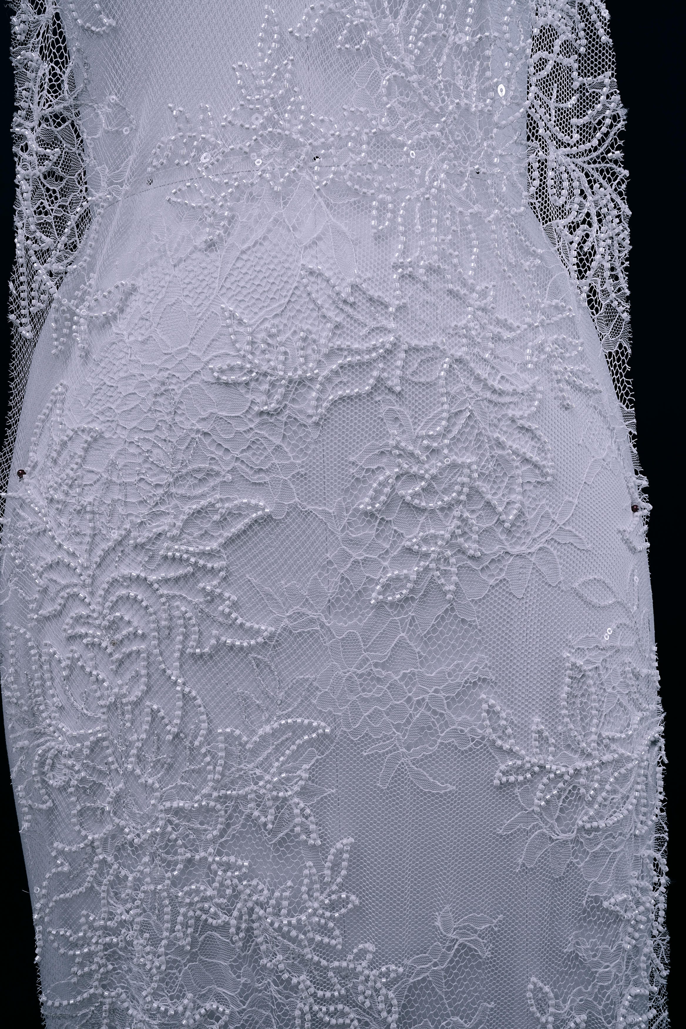 Beaded Floral Lace Fabric White Pearls Sequins Tulle Mesh Fabric Exquisite Embroidery Floral Pattern Wedding Dress