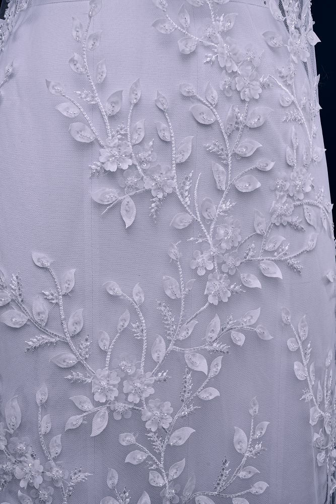 Luxury Embroidered 3D Leaves Tulle Fabric With Elegant Leaf Pattern Sparklig Sequins Mesh Fabric Crystal Pearls Embroidered Wedding Dress Bridal Gown Party Gown