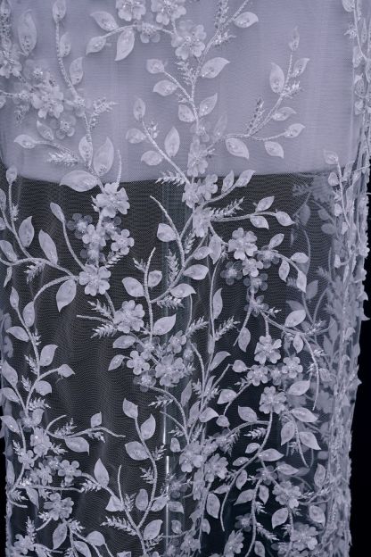 Luxury Embroidered 3D Leaves Tulle Fabric With Elegant Leaf Pattern Sparklig Sequins Mesh Fabric Crystal Pearls Embroidered Wedding Dress Bridal Gown Party Gown