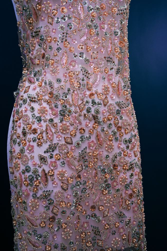 Very Beautiful Luxury Embroidered 3-D Floral Tulle Fabric Dazzling 3-D Petal Fabric Inlaid With Crystals, Pearls and Glittering Sequins Wedding Dresses