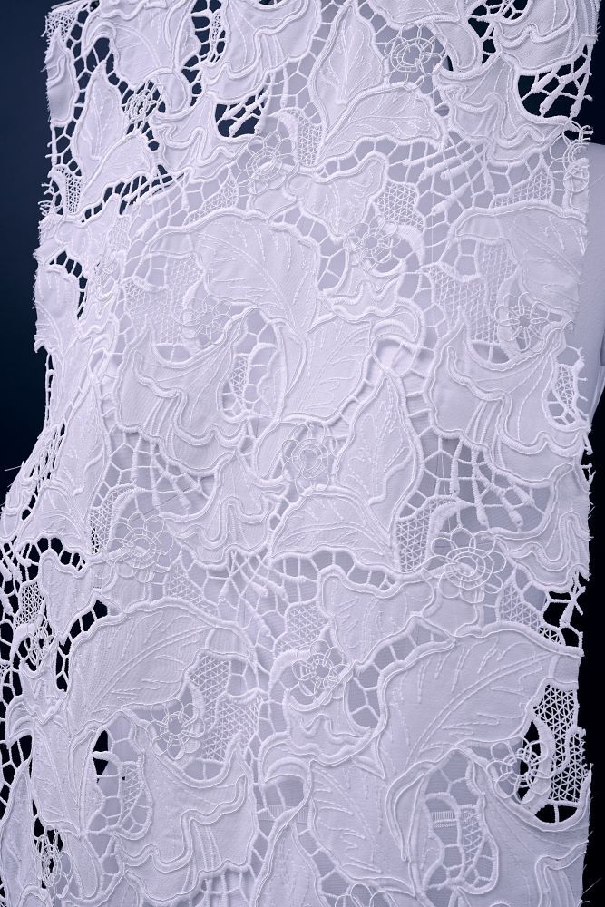 Bleached Beige Embroidered Mesh Floral Fabric Wedding Evening Dresses Sheaths