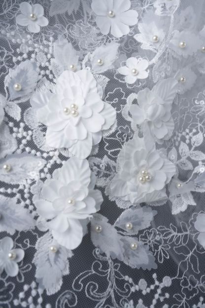 Luxury Embroidery 3D Flower Tulle Fabric Dazzling 3D Flower Petal Fabric Inlaid Crystal Pearls Sparkling Sequins Wedding Dresses