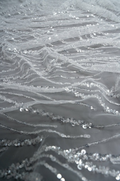 Exquisite Ivory Tulle Lace With Sparkling Transparent Sequins Crystal Mesh Wedding Dress With Noble Bridal Gowns