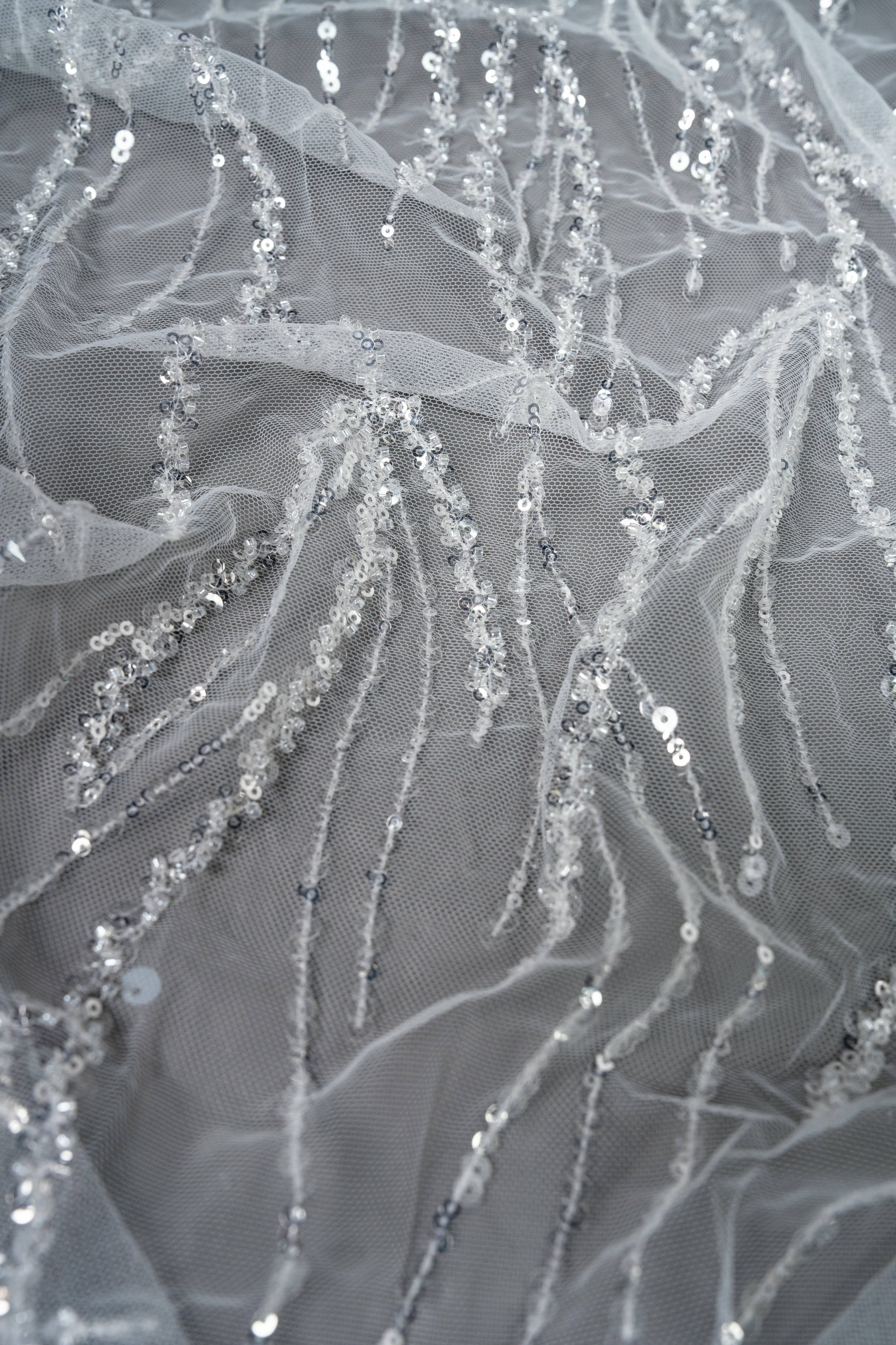 Exquisite Ivory Tulle Lace With Sparkling Transparent Sequins Crystal Mesh Wedding Dress With Noble Bridal Gowns