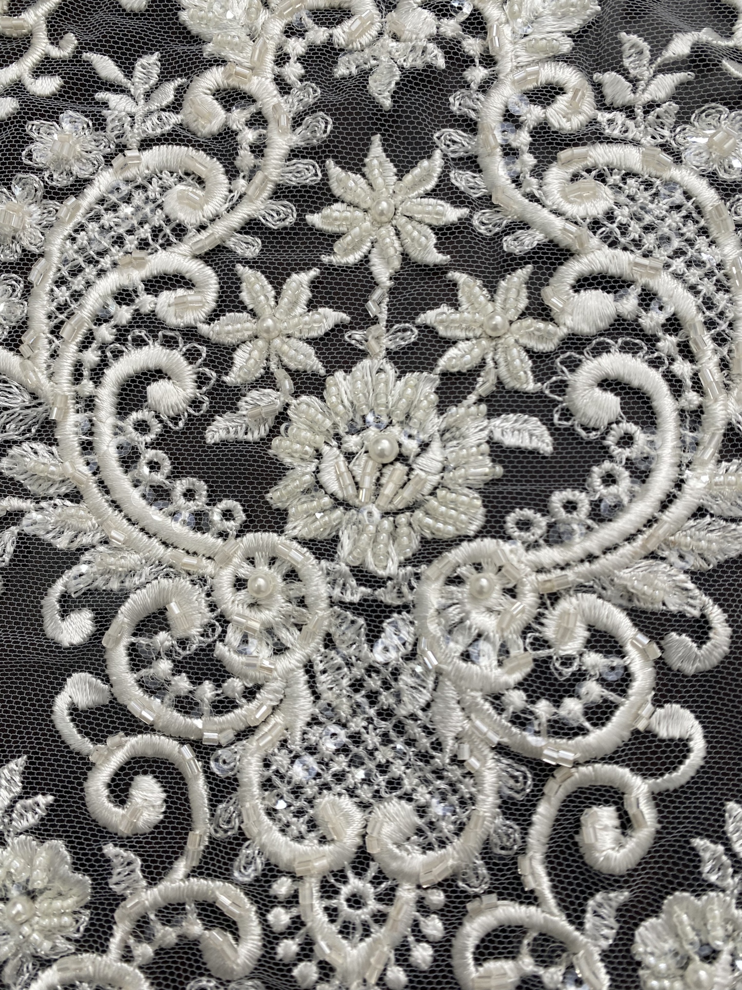 Venice Trim Lace Beautiful Embroidered Lace for Home Decor Costume Supplies Altered Couture, by 1 yards