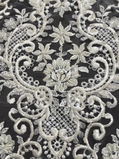 Venice Trim Lace Beautiful Embroidered Lace for Home Decor Costume Supplies Altered Couture, by 1 yards