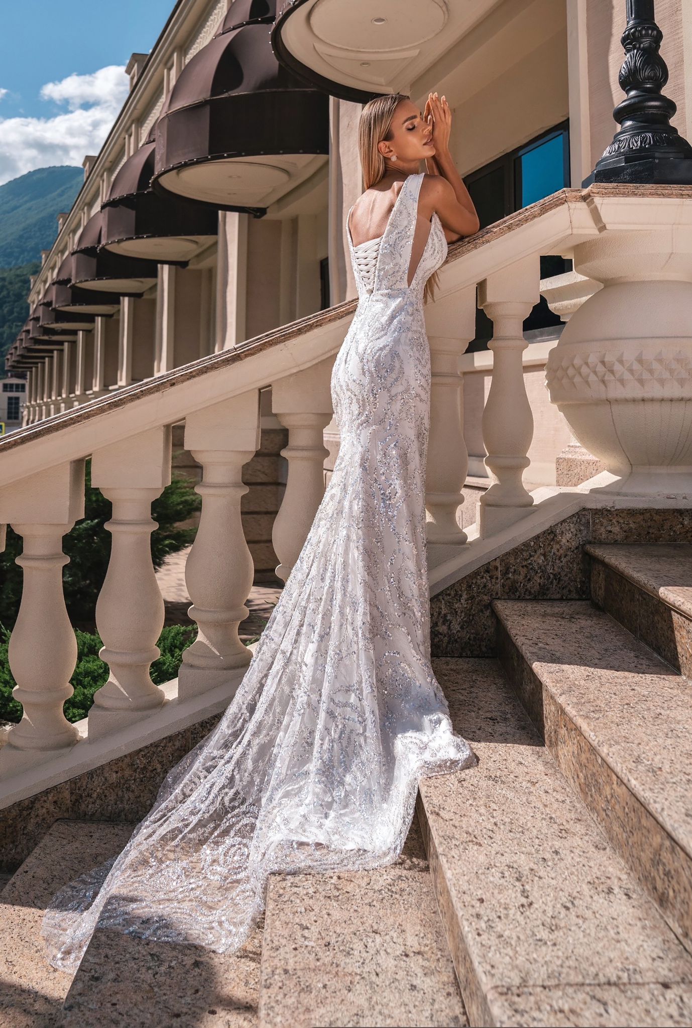 {"default":"Sita Lace, Lace Fabric, Feature Fabric, Tulle Fabric, Bead Fabric, Sequin Fabric, Embroidery Fabric, Wedding Dress, Bridal Gown, Bridal Veil"}