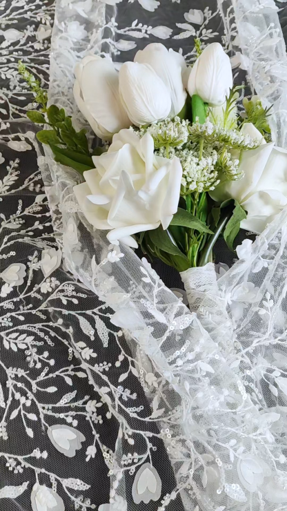 Gorgeous Embroidered Floral Glitter Sequins Crystal Beaded Elegant Beaded and Sequin Pattern Wedding Dresses