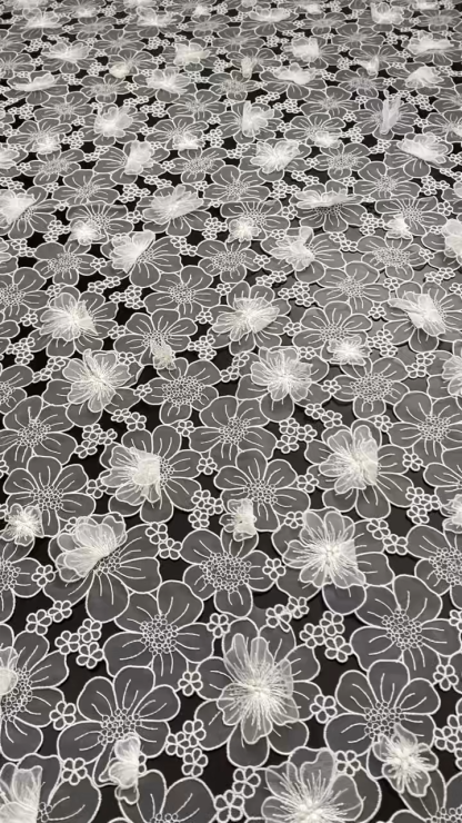 Off White Guipure Lace Fabric 3D Flower Embroidery Organza Trimmings Materials DIY Costume Bridal Wedding Evening Dress Craft