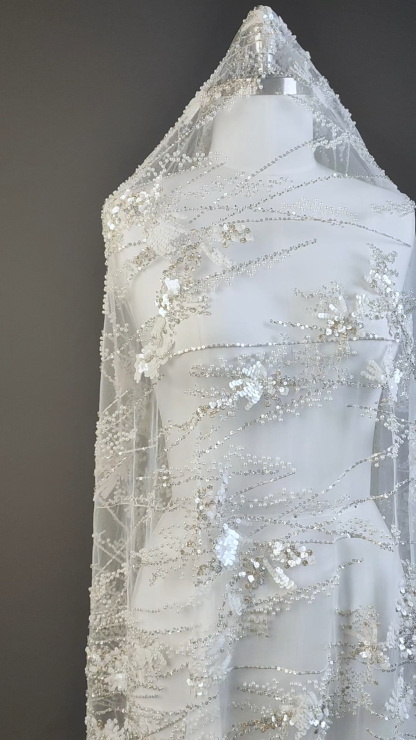 Exquisite Ivory Embroidered Tulle With Sparkling Clear Sequins Crystal Pearls Embroidery Mesh Wedding Dress With Nobility Bridal Gown