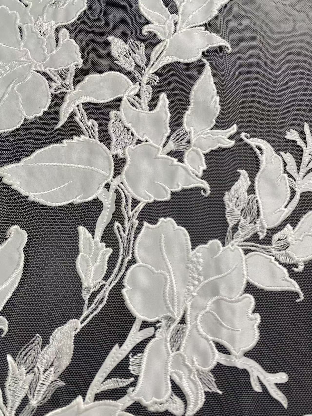 White Embroidery floral Lace Fabric, Lace material for Bridal Wedding Dress Veil, Soft Venice flower lace by the yards