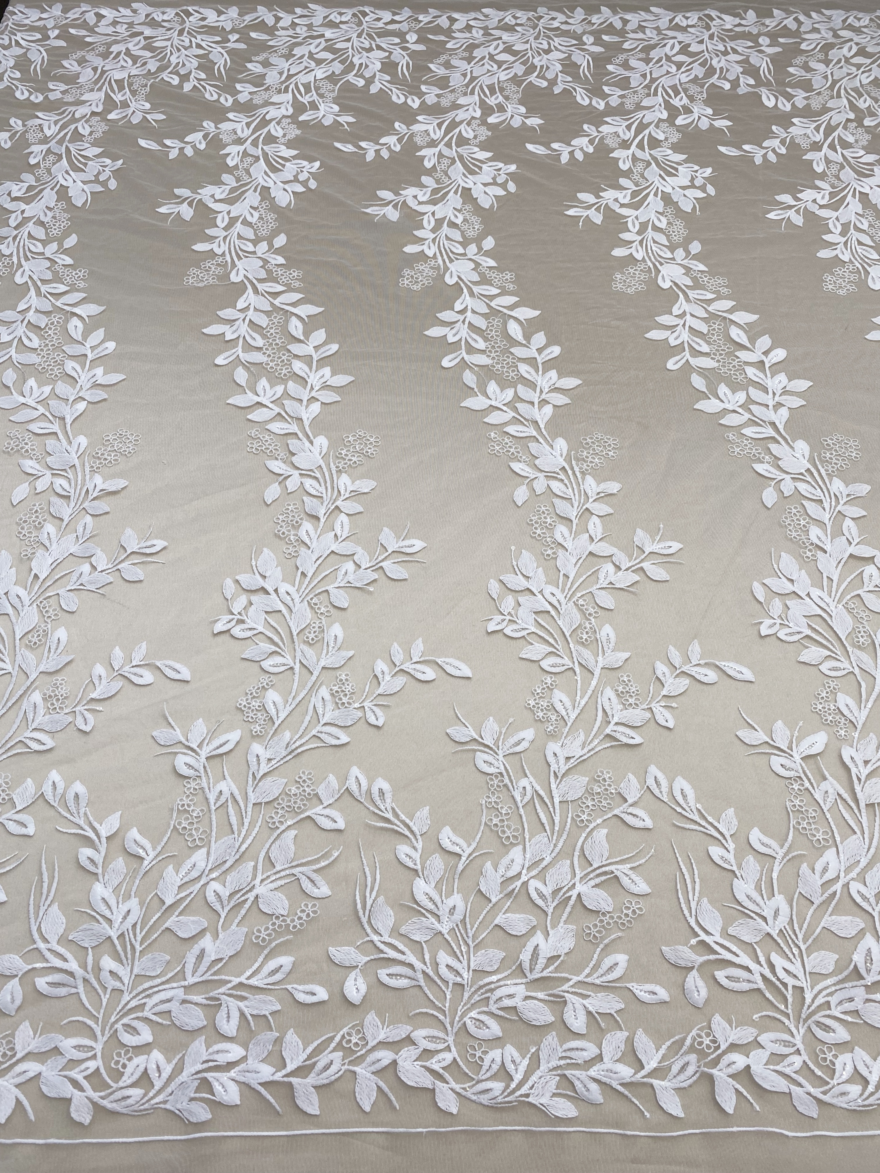 High Quality Wedding Dress Lace in White, Lace Fabric with Leaf Design, Embroidery Leaf Bridal Lace fabric, Soft Tulle Lace Fabric