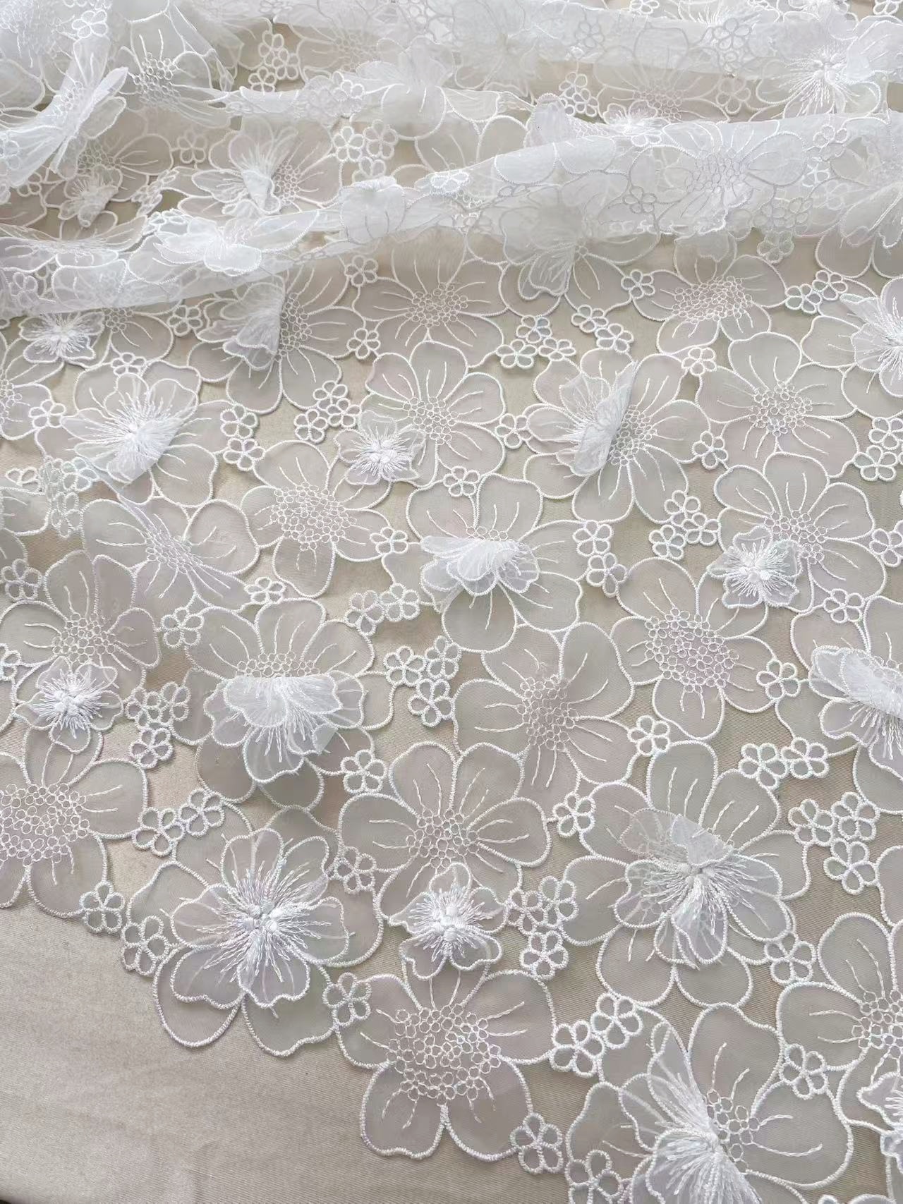 Off White Guipure Lace Fabric 3D Flower Embroidery Organza Trimmings Materials DIY Costume Bridal Wedding Evening Dress Craft