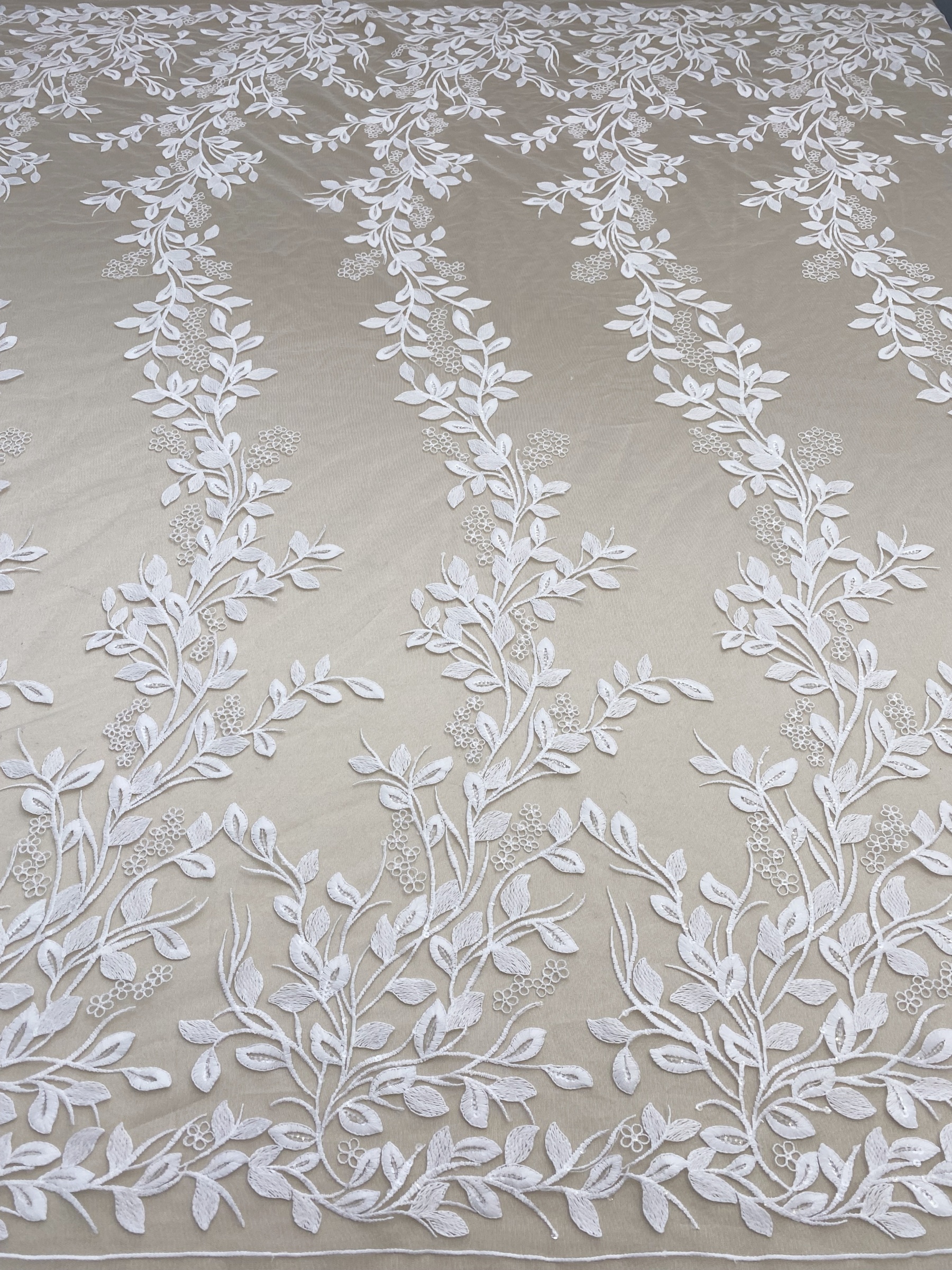 High Quality Wedding Dress Lace in White, Lace Fabric with Leaf Design, Embroidery Leaf Bridal Lace fabric, Soft Tulle Lace Fabric