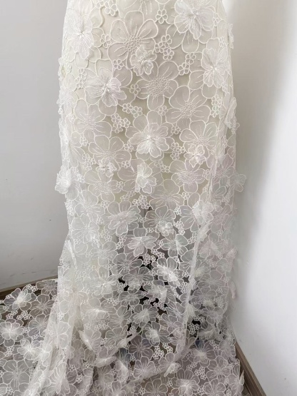 Off White Guipure Lace Fabric 3D Flower Embroidery Organza Trimmings Materials DIY Costume Bridal Wedding Evening Dress Craft