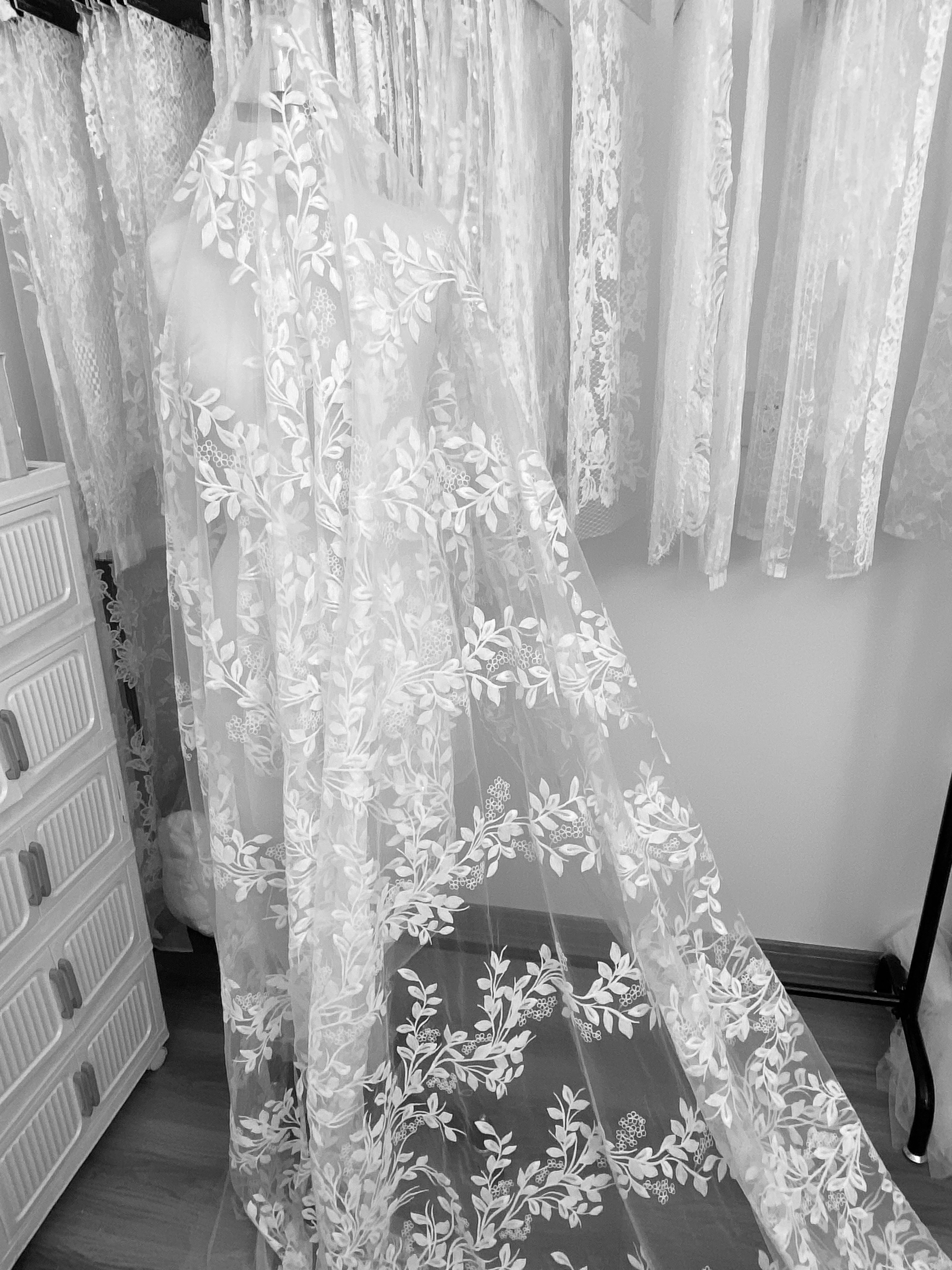 High Quality Wedding Dress Lace in White, Lace Fabric with Leaf Design, Embroidery Leaf Bridal Lace fabric, Soft Tulle Lace Fabric