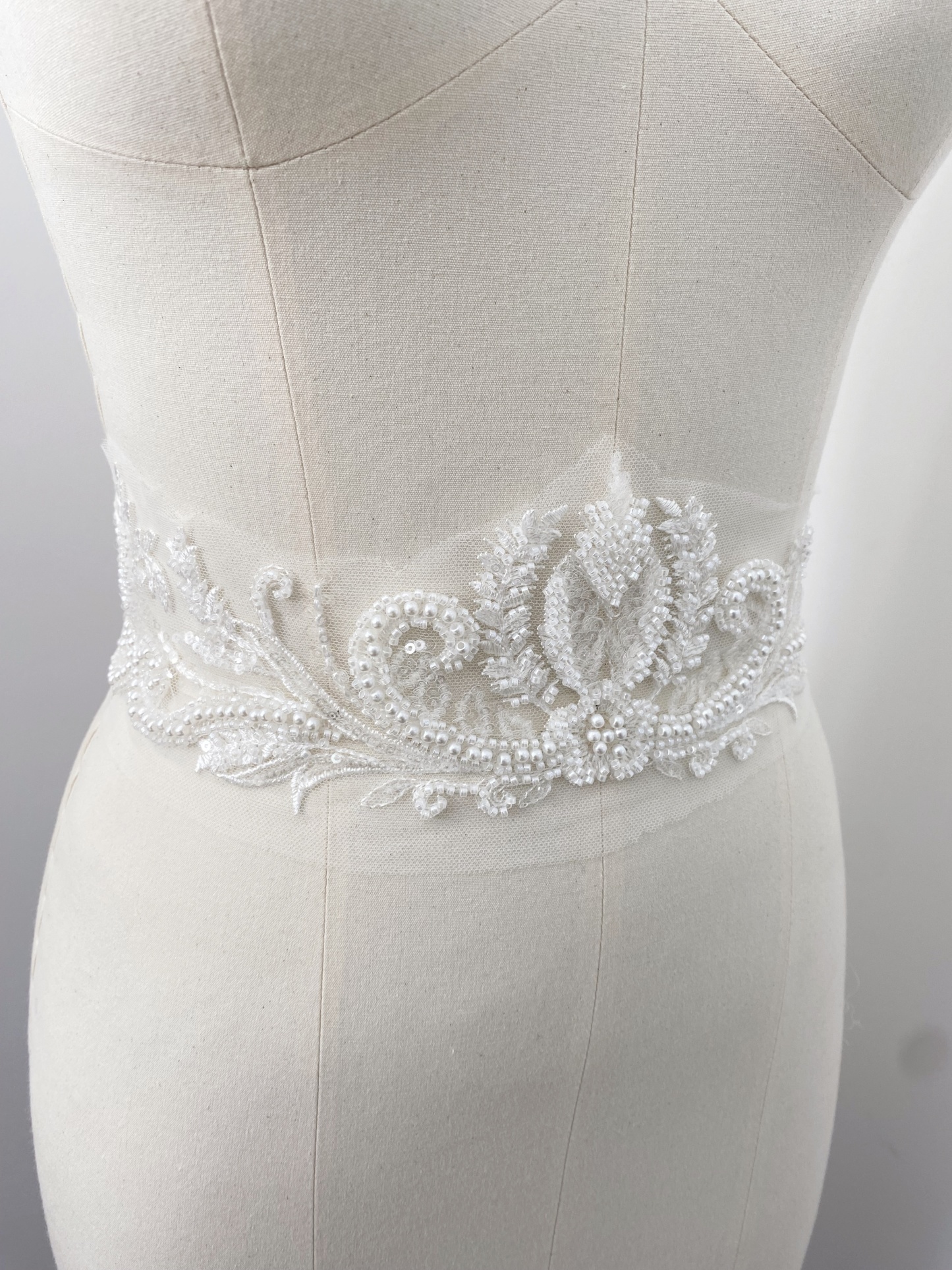 3D Petals Beaded Trim Tassel Crystal Fringe Lace Trim for Bridal Dress,Belt,Necklace, Fringe Wedding Lace Ribbon for 1 Yard