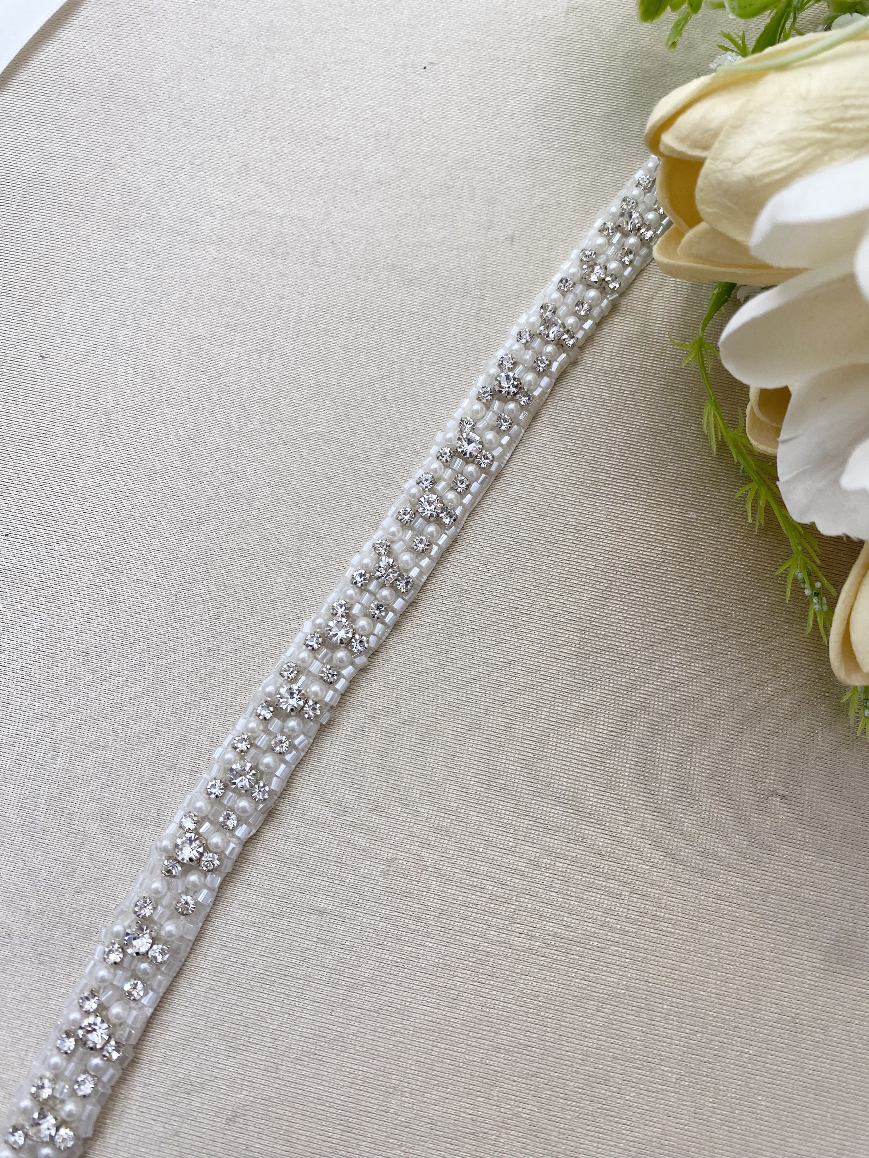 Ivory Wedding Belt with Beads & Crystal Rhinestones, Satin Ribbon Sash Belt for Bridal, Wedding Clasp Belt, Bridesmaid Accessory