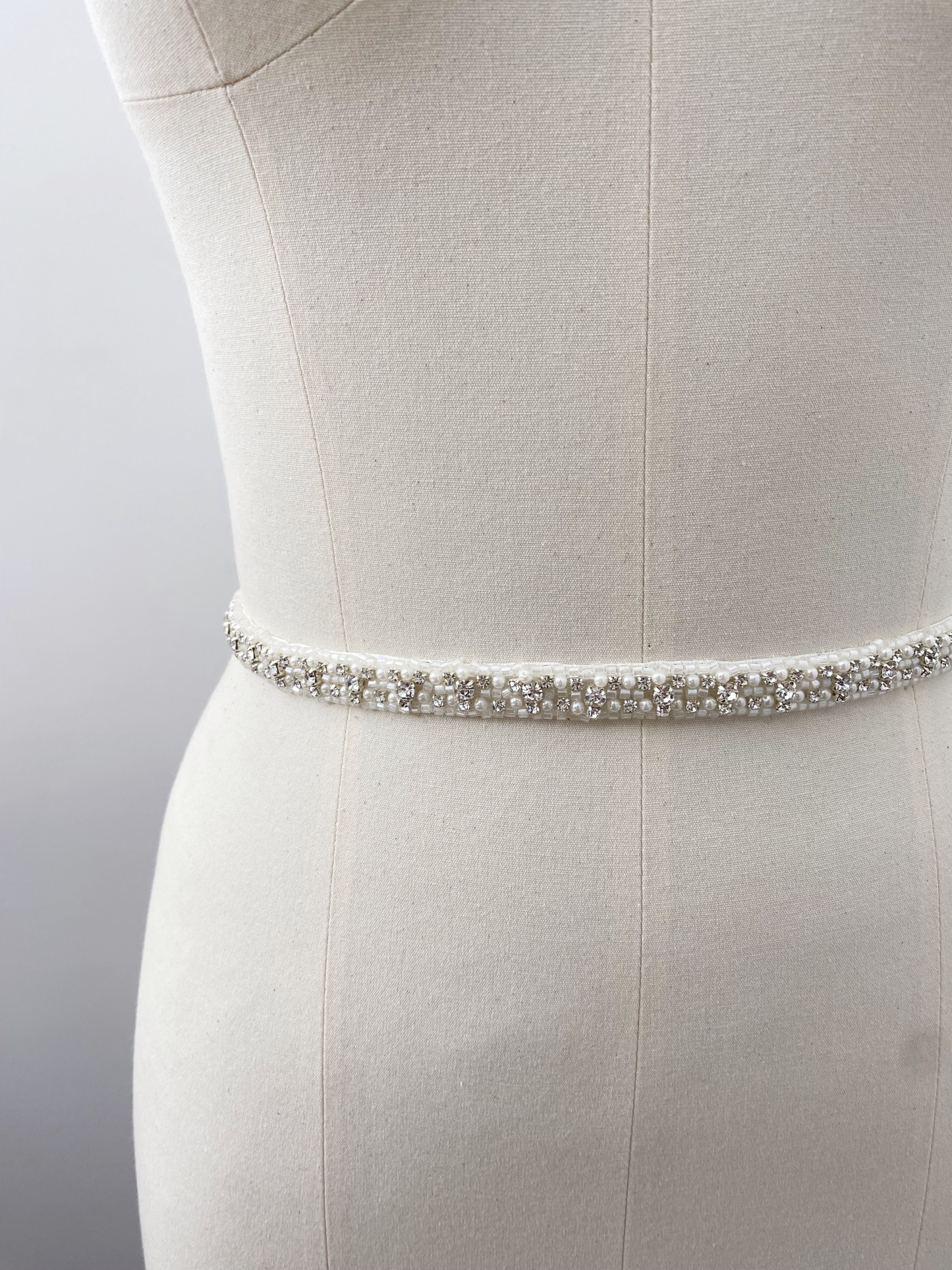 Ivory Wedding Belt with Beads & Crystal Rhinestones, Satin Ribbon Sash Belt for Bridal, Wedding Clasp Belt, Bridesmaid Accessory