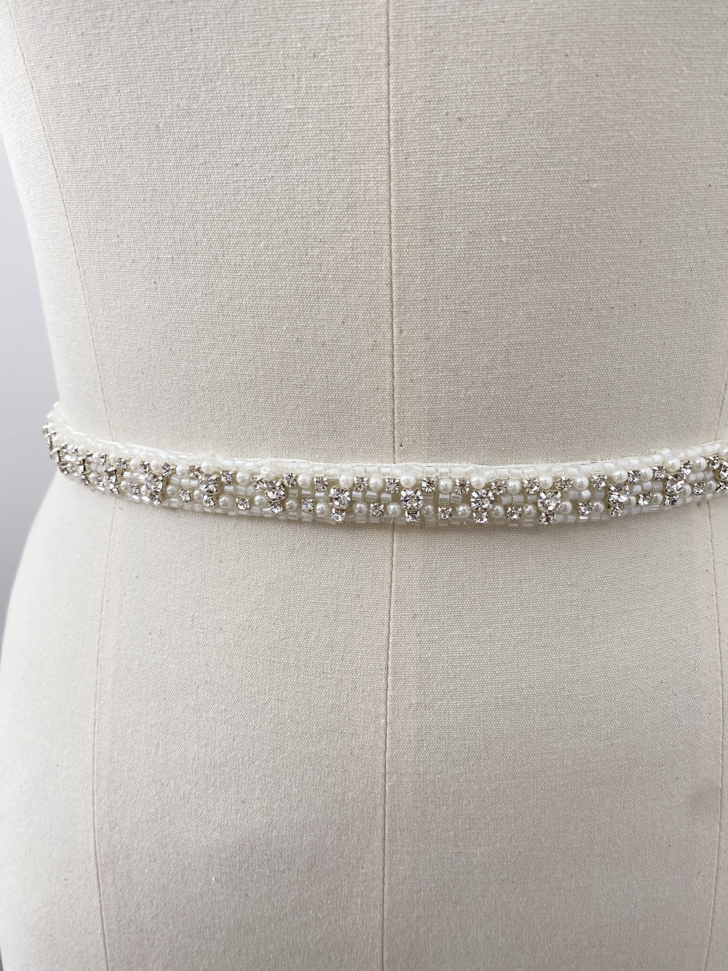 Ivory Wedding Belt with Beads & Crystal Rhinestones, Satin Ribbon Sash Belt for Bridal, Wedding Clasp Belt, Bridesmaid Accessory
