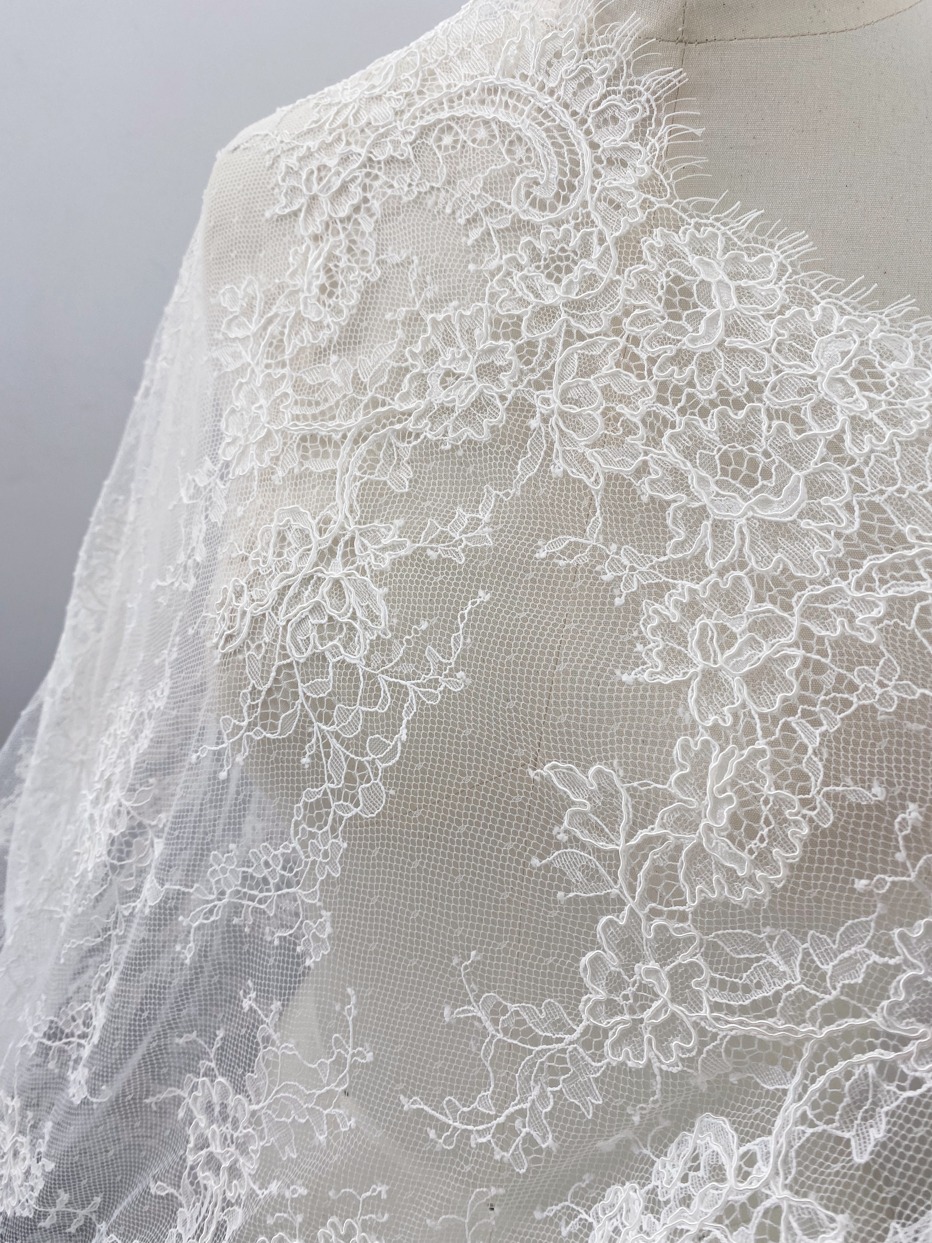 Corded Alencon Flower Lace Fabric, 3 Meters French Eyelash lace fabric trim for wedding shrugs,bridal gown,Classic lace top overlay