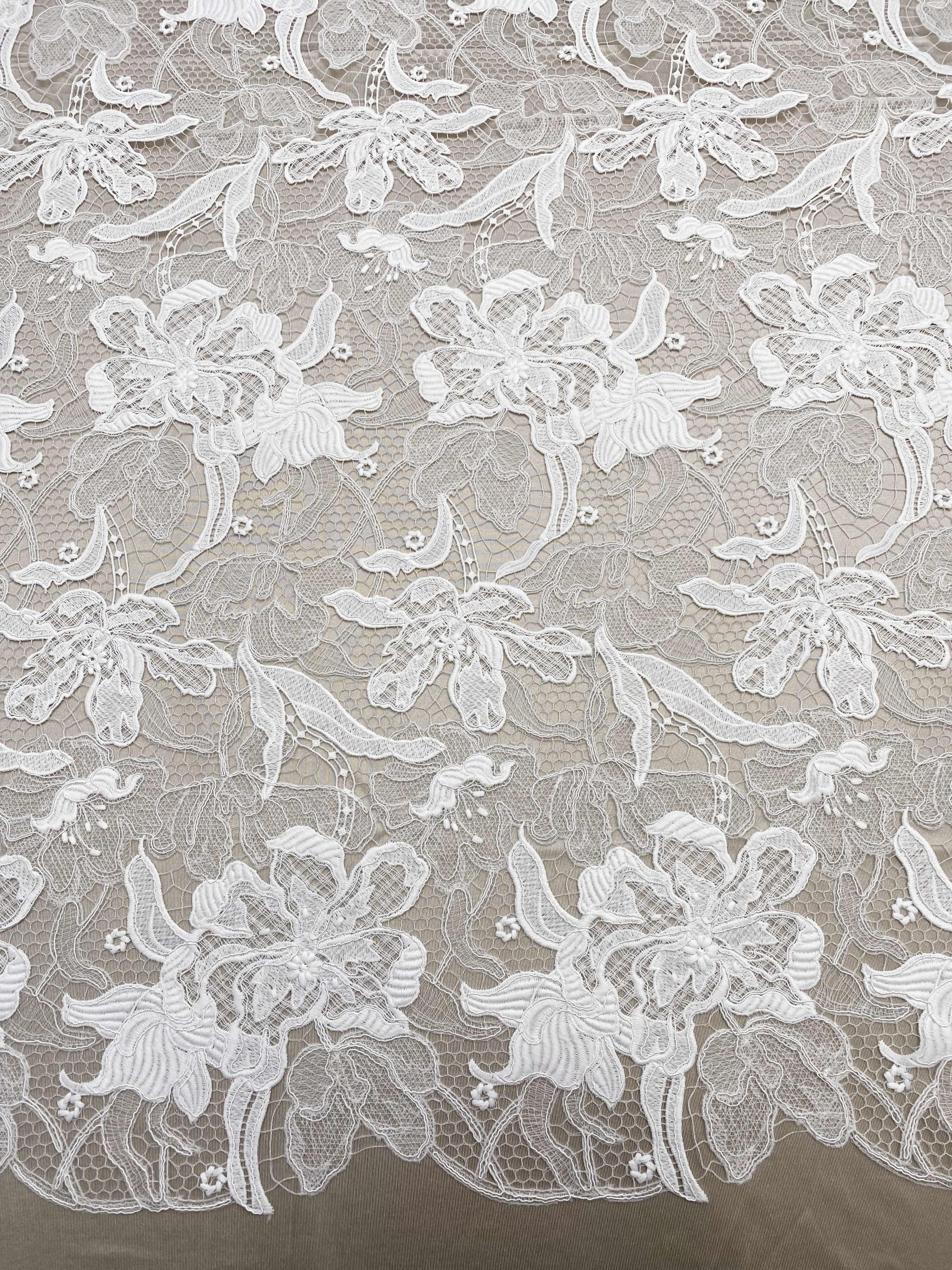 Elegant Guipure Lace Fabric, Hollowed Floral Lace Fabric, Crochet Lace Fabric, Bridal Lace Fabric for Wedding Gown, Prom Dress