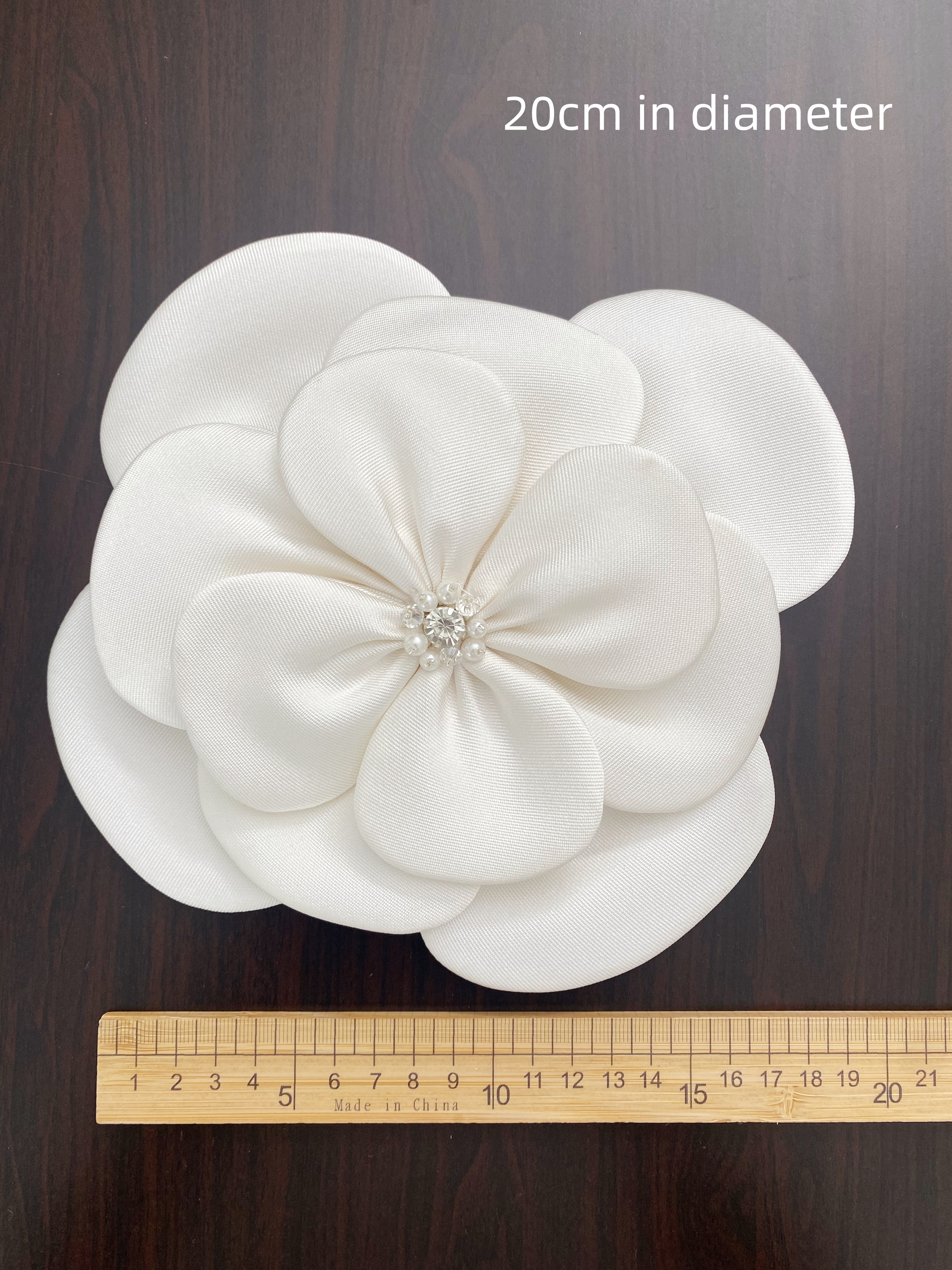 3D Flower Stain Applique, Handmade Flower Decoration with Rhinestone, Bead Petals Floral Patch Fabric for Wedding Costume, DIY Sewing