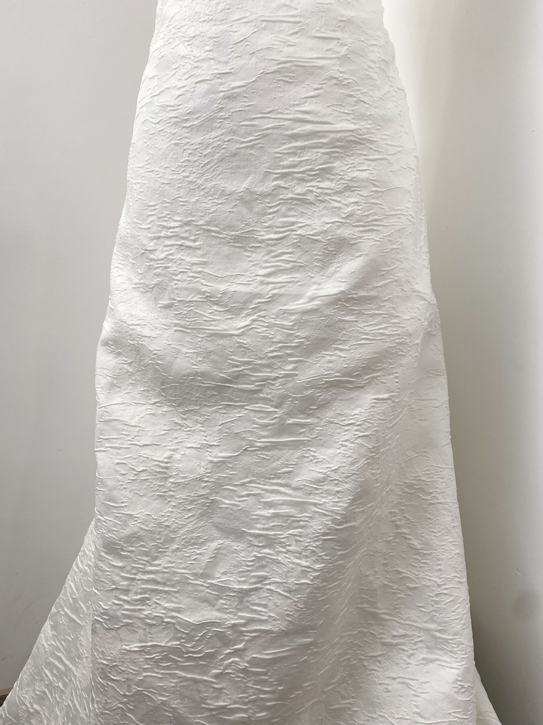 Crinkle Jacquard Lace Fabric for Wedding Dress, Party Gown, Costumes, Couture, Wedding Decoration, Creative Embossed Textil