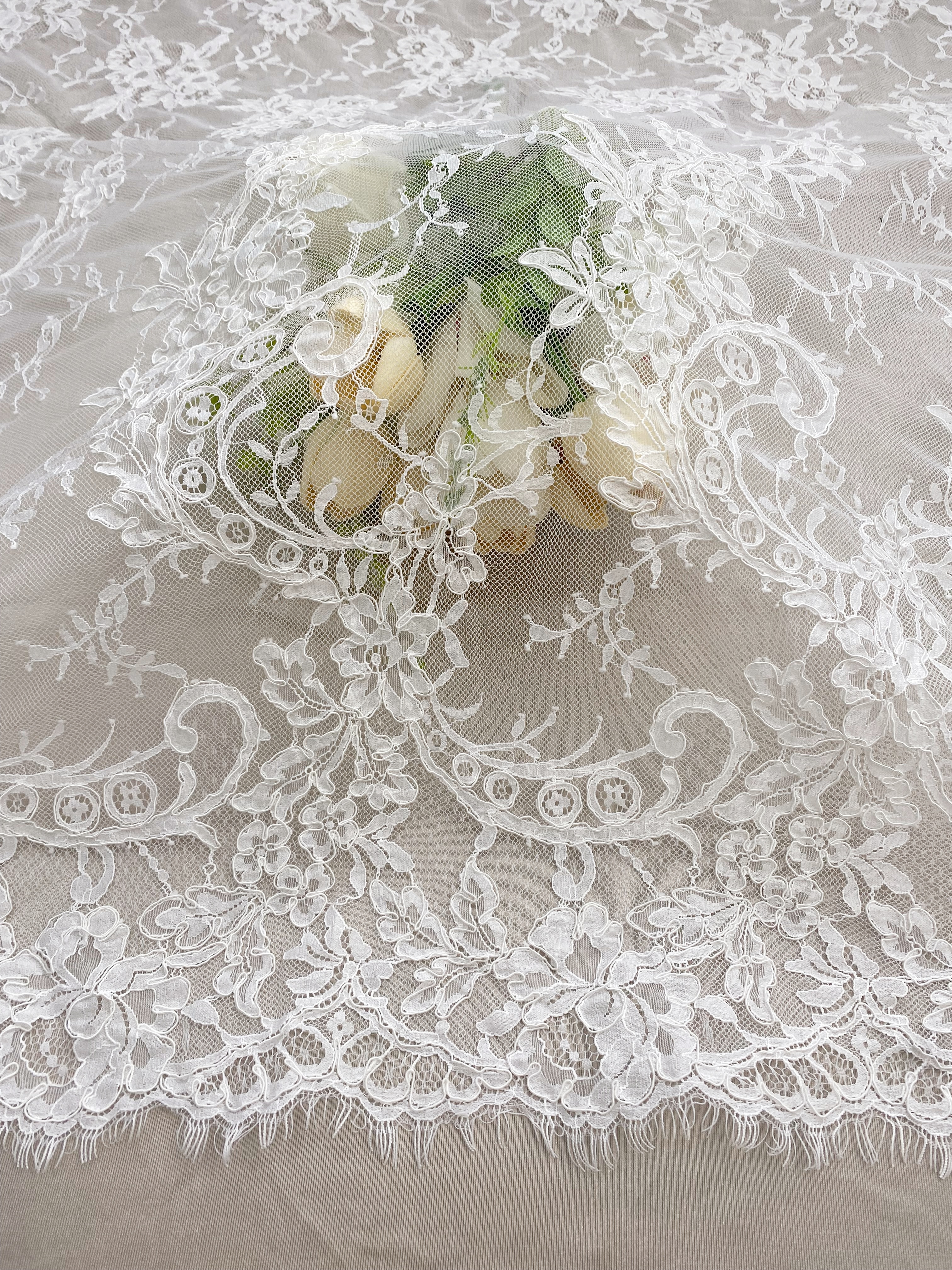 Corded Alencon Flower Lace Fabric, 3 Meters French Eyelash lace fabric trim for wedding shrugs,bridal gown,Classic lace top overlay