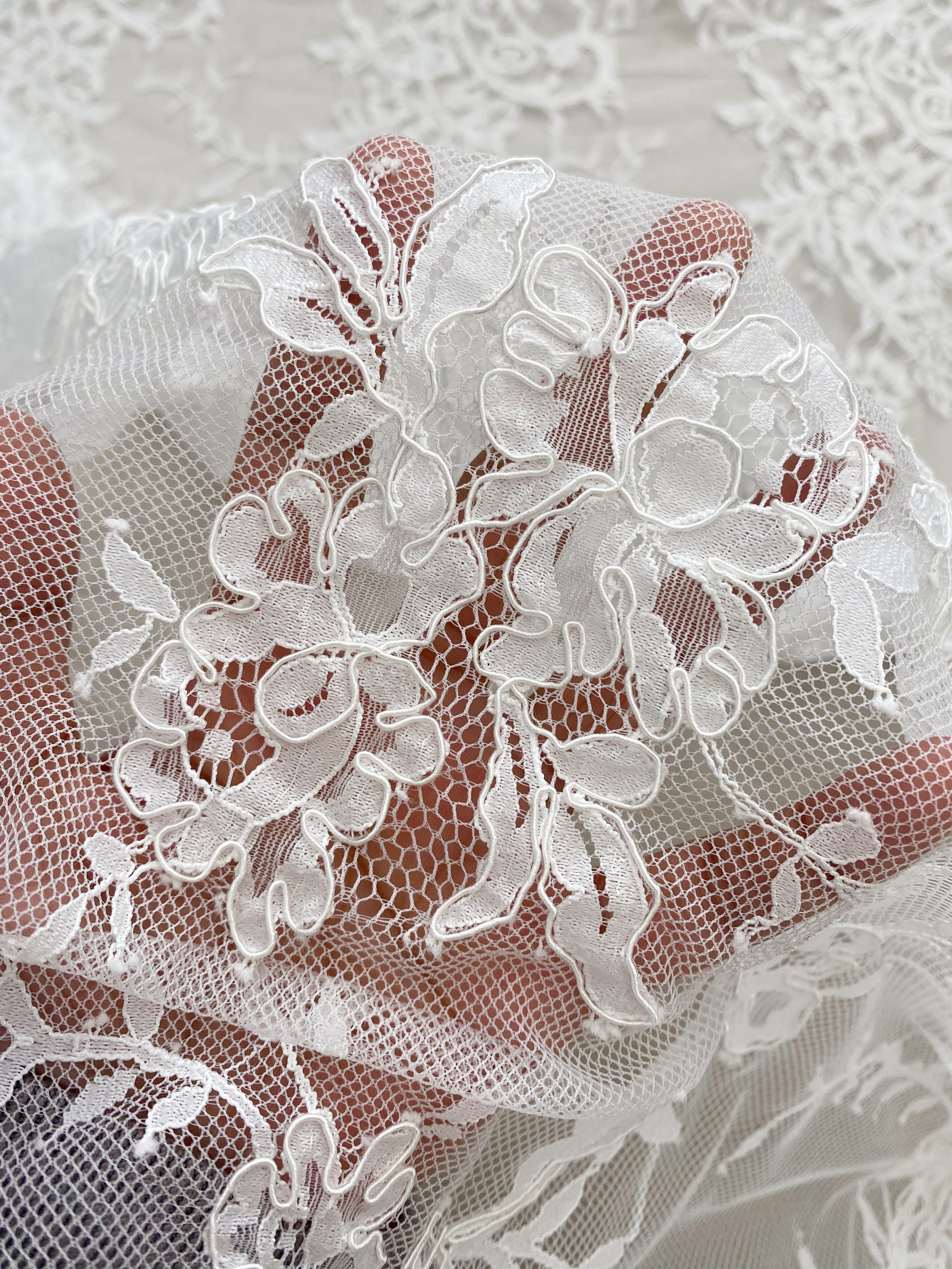 Corded Alencon Flower Lace Fabric, 3 Meters French Eyelash lace fabric trim for wedding shrugs,bridal gown,Classic lace top overlay