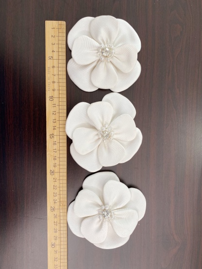 3D Flower Stain Applique, Handmade Flower Decoration with Rhinestone, Bead Petals Floral Patch Fabric for Wedding Costume, DIY Sewing