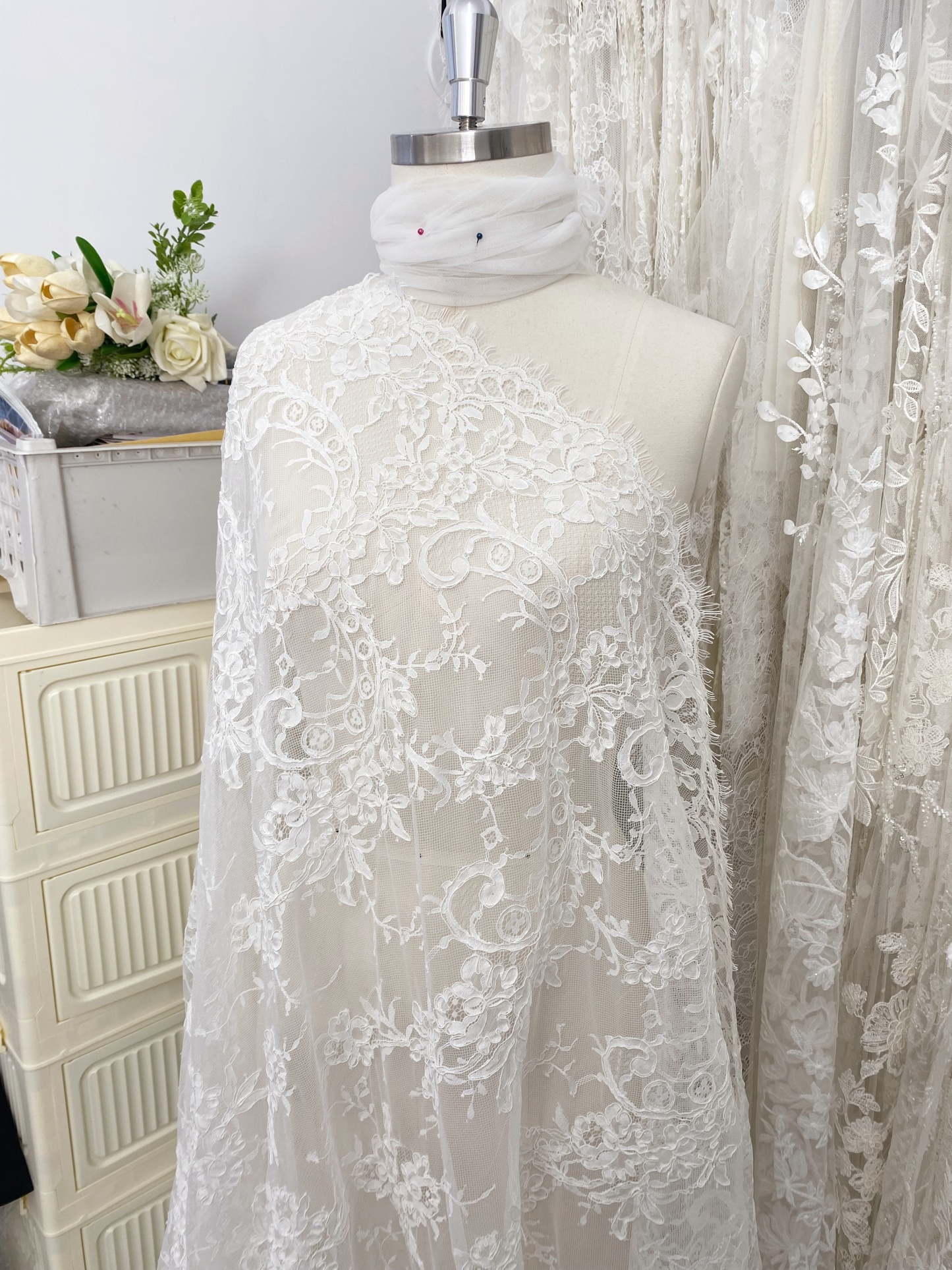 Corded Alencon Flower Lace Fabric, 3 Meters French Eyelash lace fabric trim for wedding shrugs,bridal gown,Classic lace top overlay