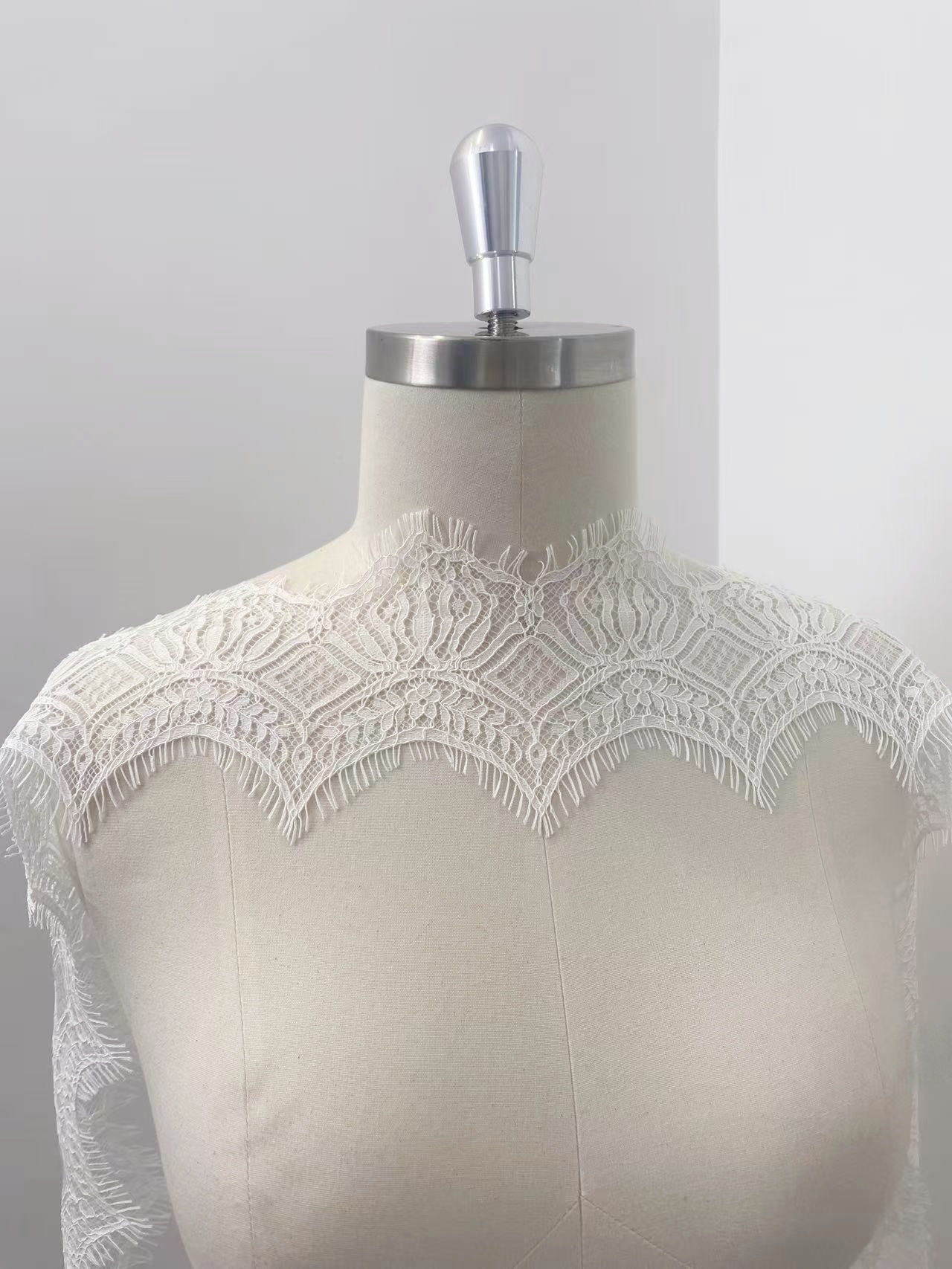 Ivory Lace Trimming, French Chantilly Bridal Gown Lace Edge, Wedding Veil Lace Border, Scalloped Eyelash Lace,Price per 3 Meters