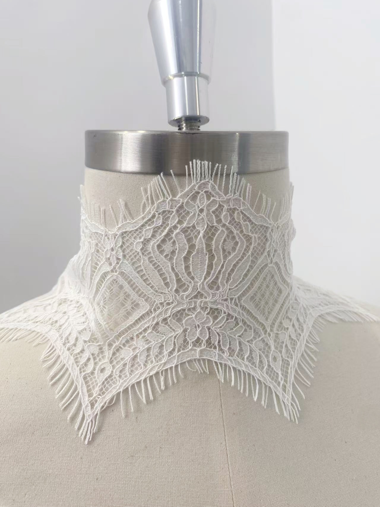 Ivory Lace Trimming, French Chantilly Bridal Gown Lace Edge, Wedding Veil Lace Border, Scalloped Eyelash Lace,Price per 3 Meters