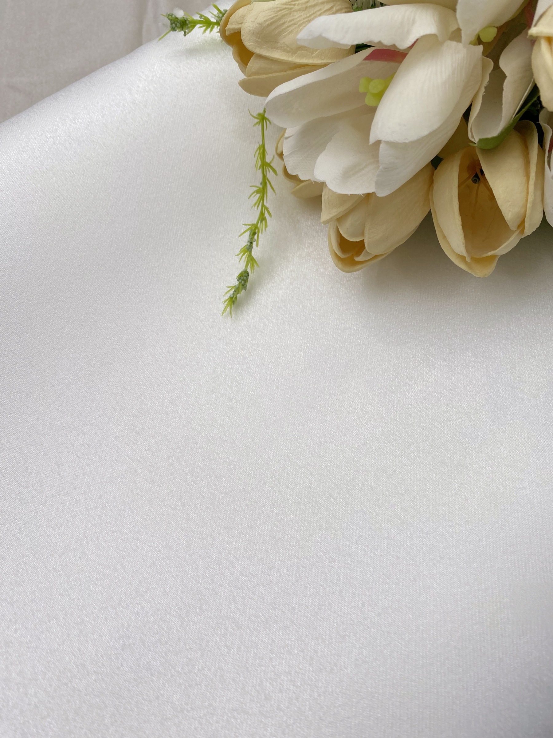 Off-white Satin Mikado Fabric: Bridal Satin Premium Structure, Textured Satin Hi Quality For Sewing Dresses,60‘’ wide