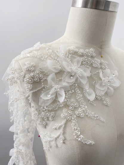 Luxury ivory 3D hand beaded bridal lace applique piece for wedding gown bodice, Veil, DIY dress making, wedding dress trim,1 Pair