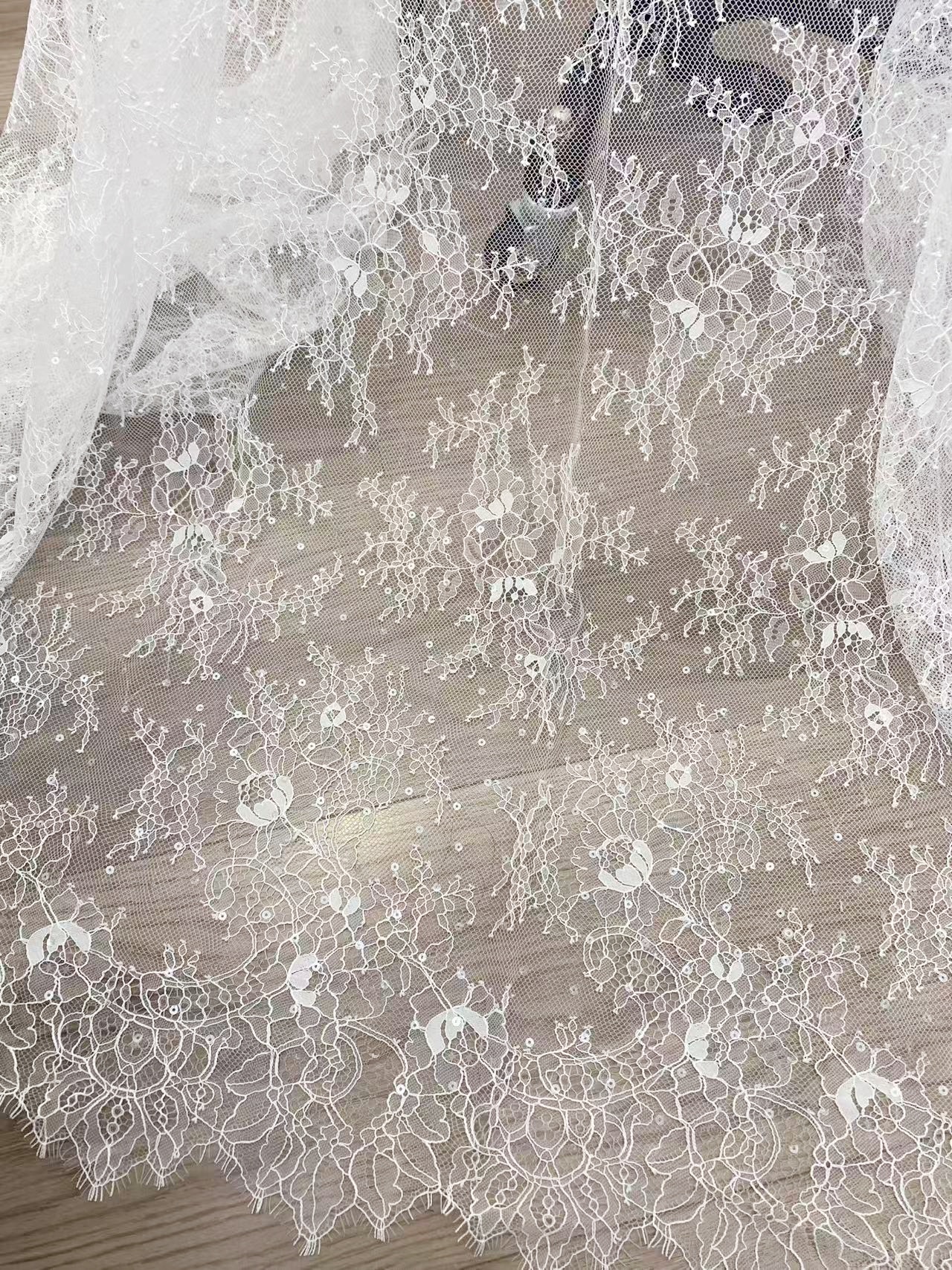 3 Meter Lace Fabric Trims, Chantilly Bridal Lace with Sequins, Wedding White French Lace Veil Lace Scalloped Floral Lace with Eyelash