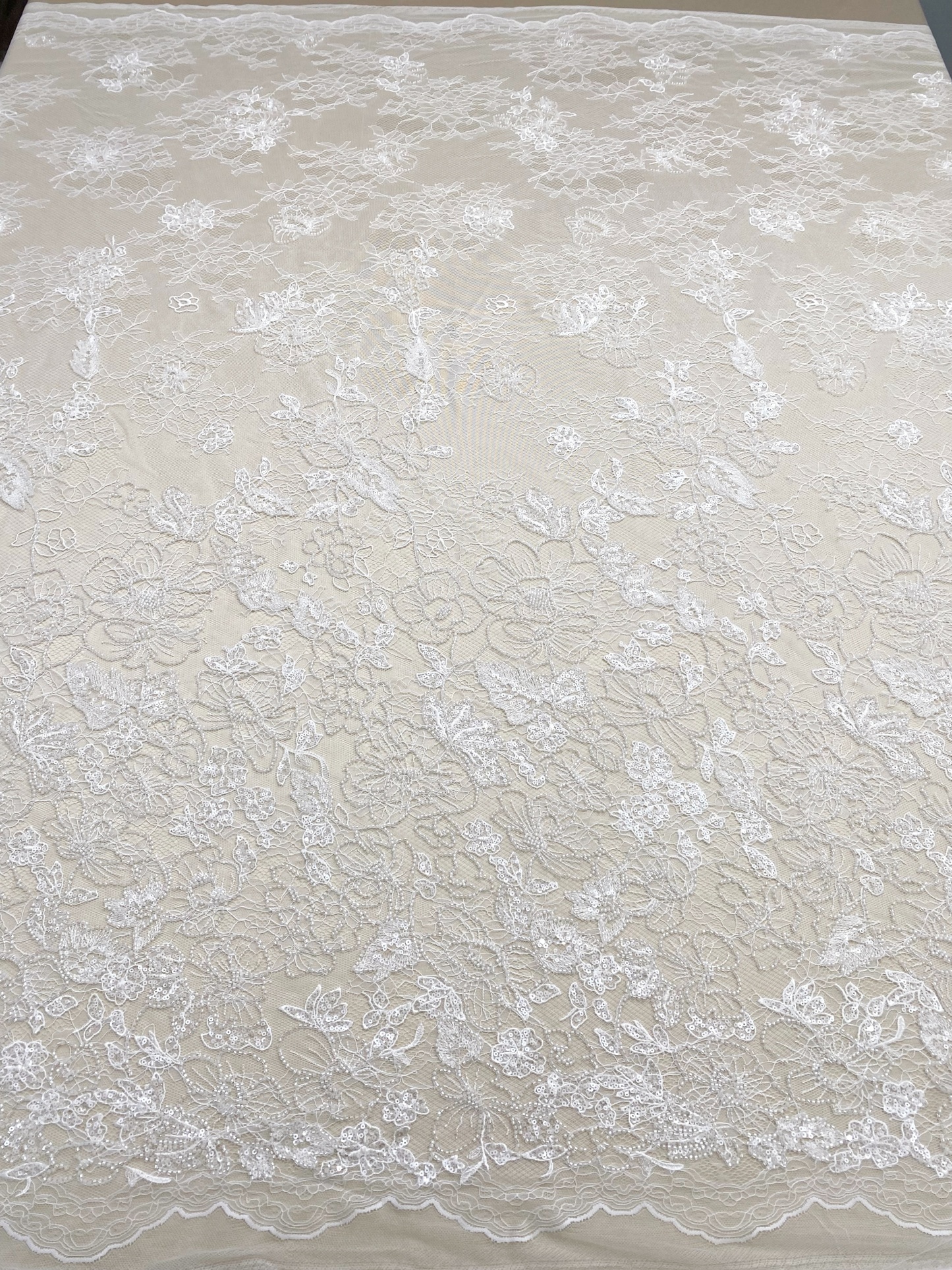 French Chantilly Flower Lace Fabric, White Embroidery Floral Beading Sequin Lace by the Yard for Wedding Dress, Veil, Bridal Gown
