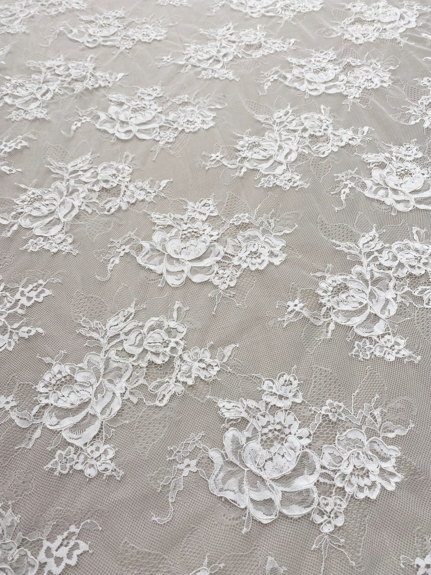 White Corded Floral Alencon Lace Fabric for Bridal Gown, Wedding Dress, DIY Sewing, Bridal Lace with Salloped Edge, 3 Meters/piece