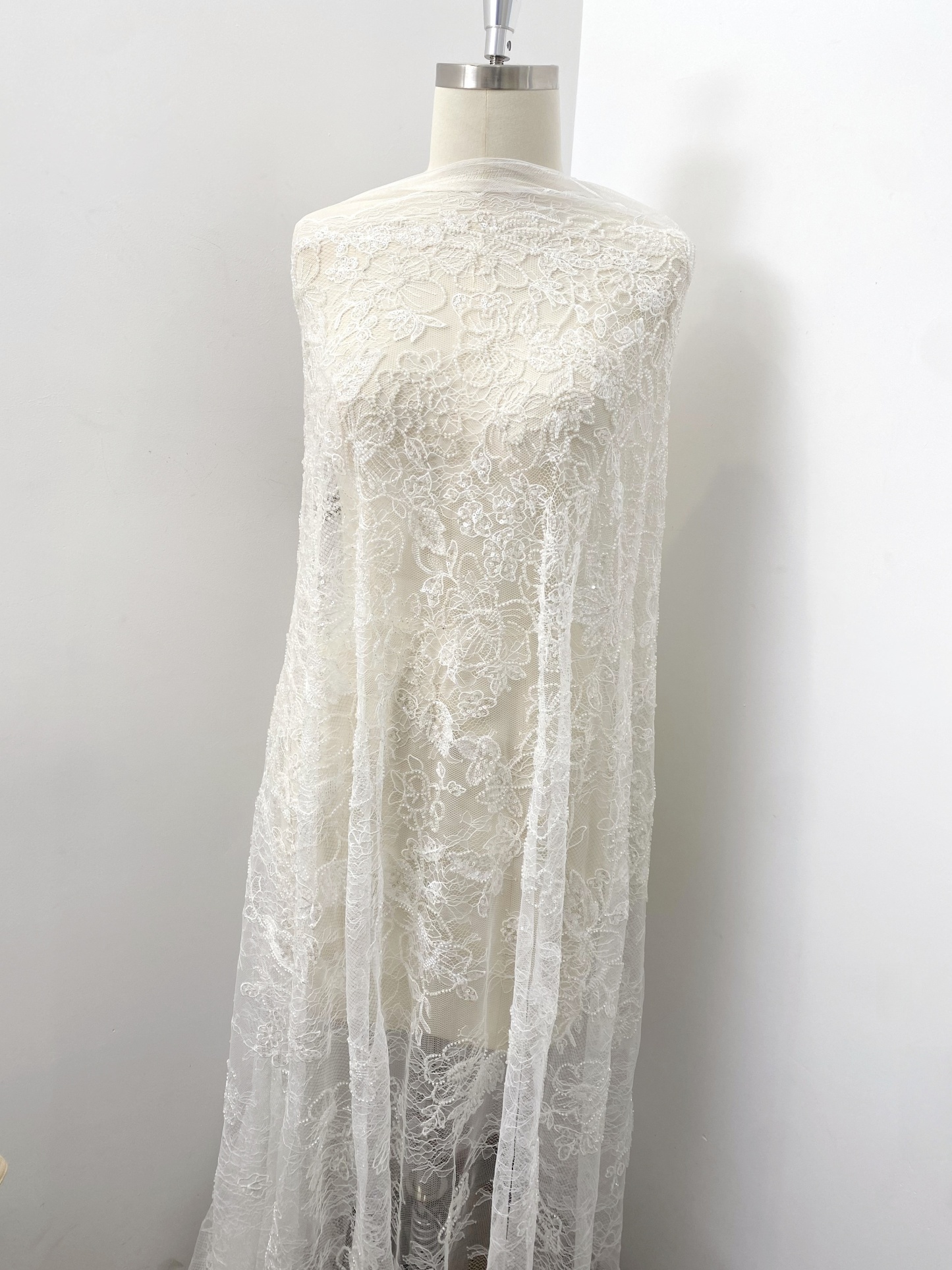 French Chantilly Flower Lace Fabric, White Embroidery Floral Beading Sequin Lace by the Yard for Wedding Dress, Veil, Bridal Gown