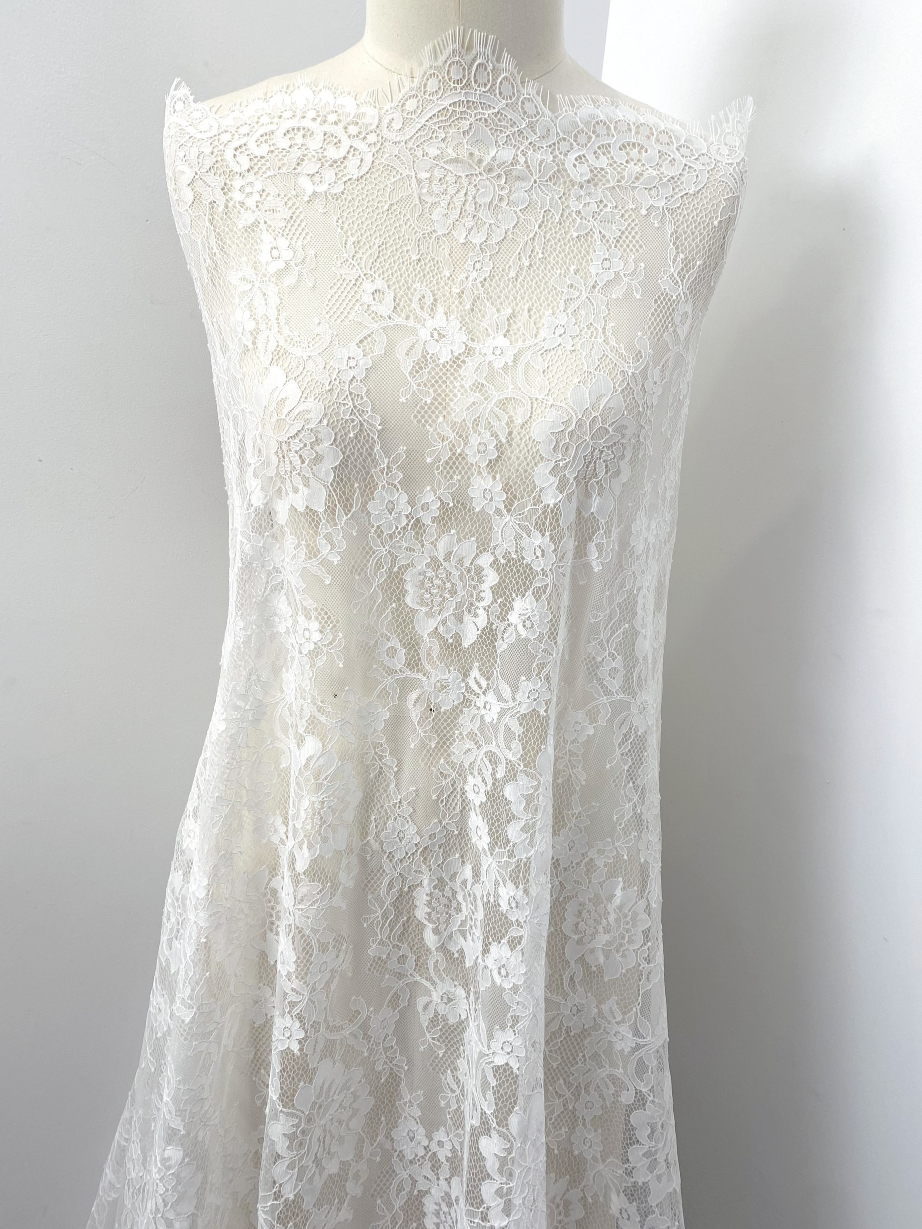 3 Meters Chantilly Eyelash Lace, Soft Lace Tulle Wedding Dress Fabric for Overlay Bridal Veil